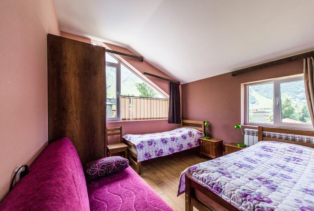 Guest House 15 Kazbegi Εξωτερικό φωτογραφία