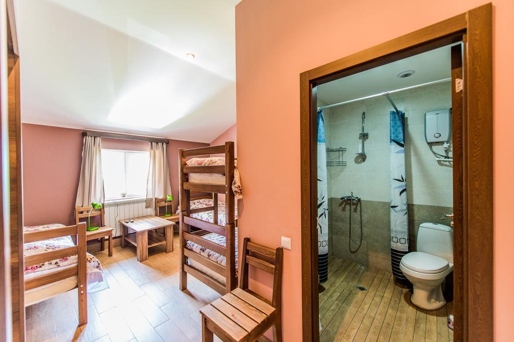 Guest House 15 Kazbegi Εξωτερικό φωτογραφία